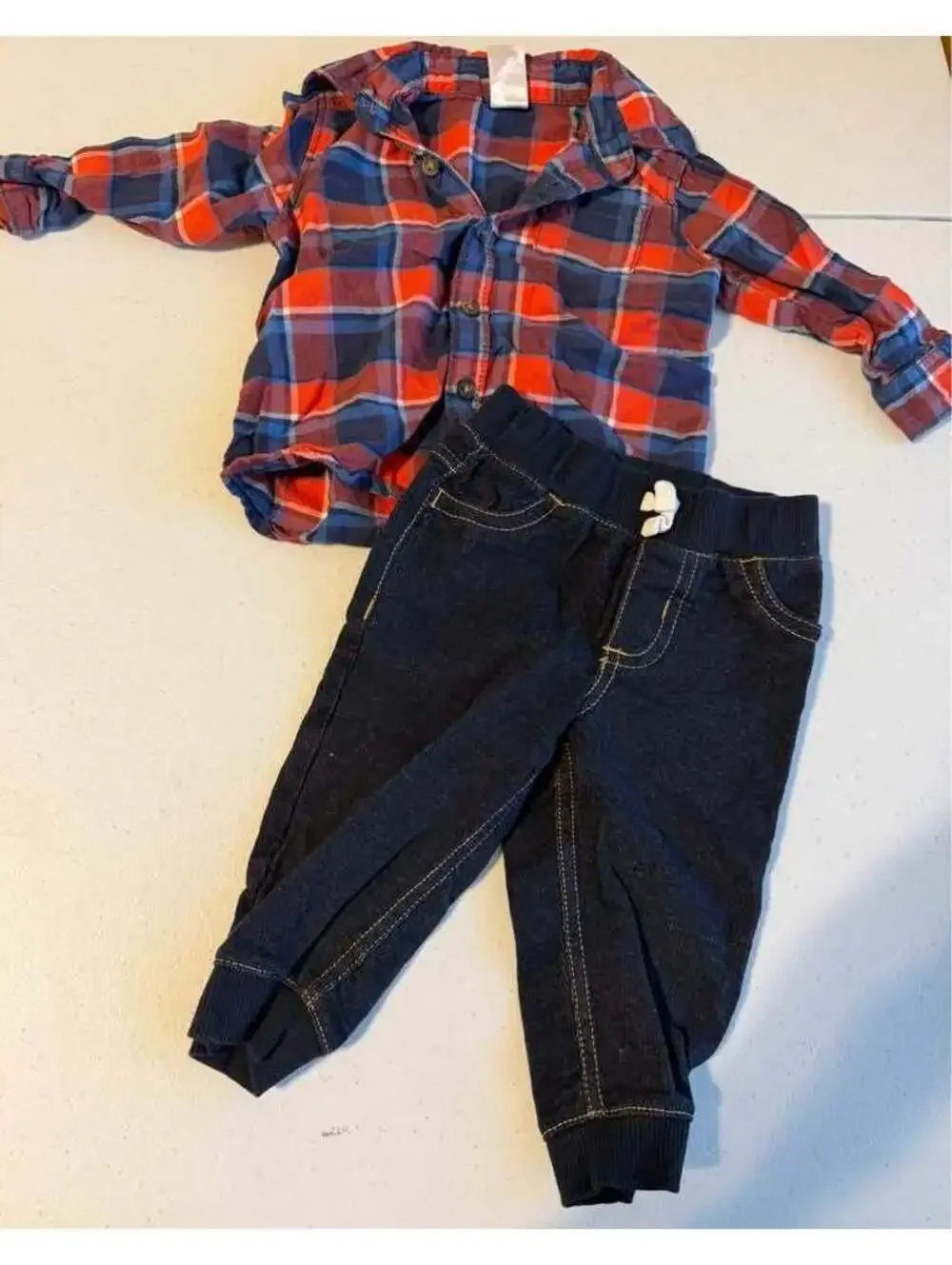 Carter's 9 Months Plaid Shirt and Jogger Set